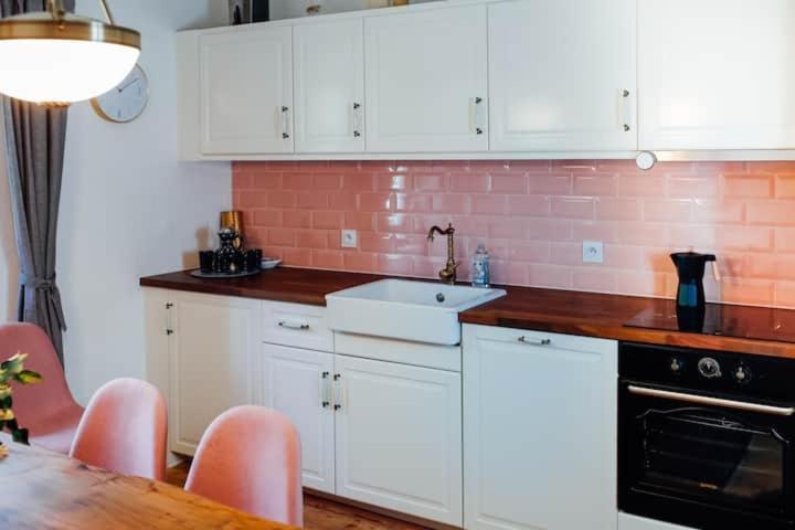 Apartment Aussee- Beletage Salzherrenhof- Kueche, Wlan, Netflix Bad Aussee Ngoại thất bức ảnh