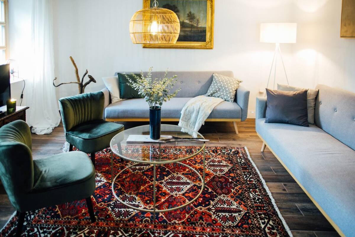 Apartment Aussee- Beletage Salzherrenhof- Kueche, Wlan, Netflix Bad Aussee Ngoại thất bức ảnh